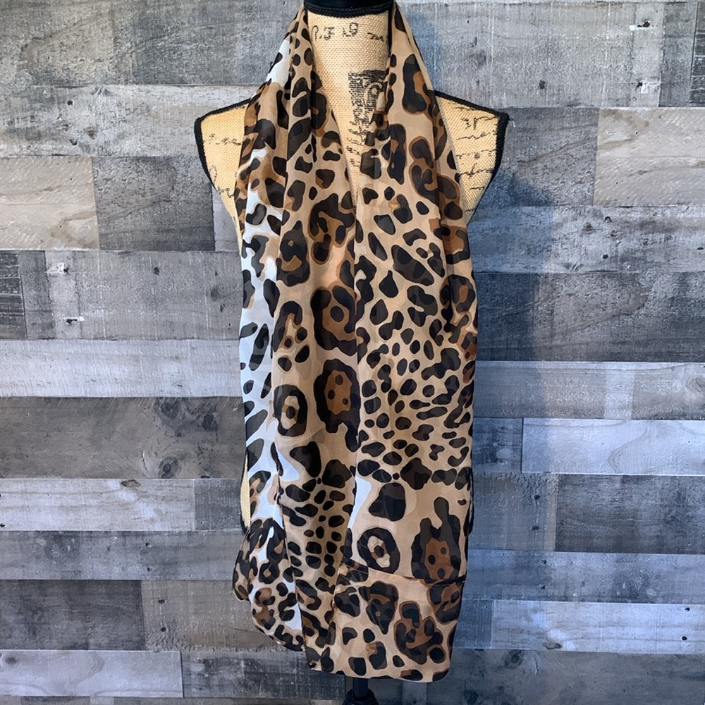 Hand Made Leopard Print Infinity Scarf - Picture 10 of 11